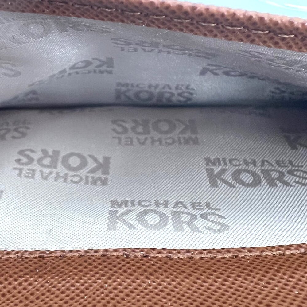 Michael Kors Jet Set Beige Monogram Continental Wallet Zip Around Compartments - Picture 13 of 16